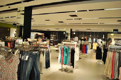 潼关商场里的店面怎么装修？