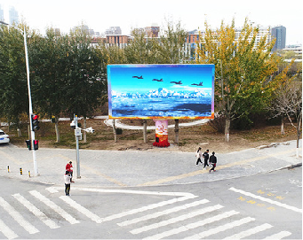 潼关户外大屏广告投放要点。